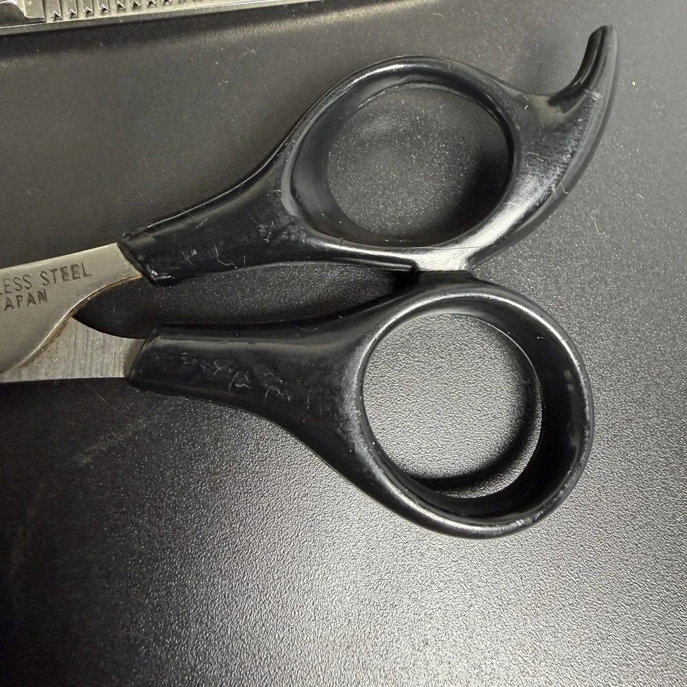 Lot Of 2‎ Vintage Thinning Shears Scissors Made in Italy And Japan Hofritz